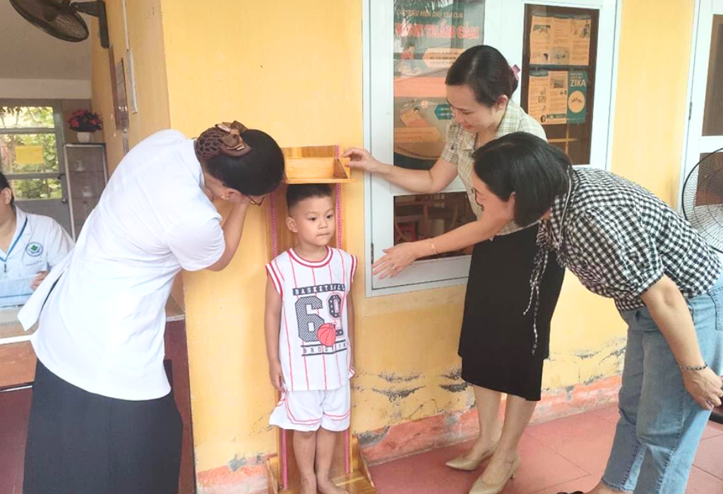 NH ĐẠI DIỆN WEB (4)
